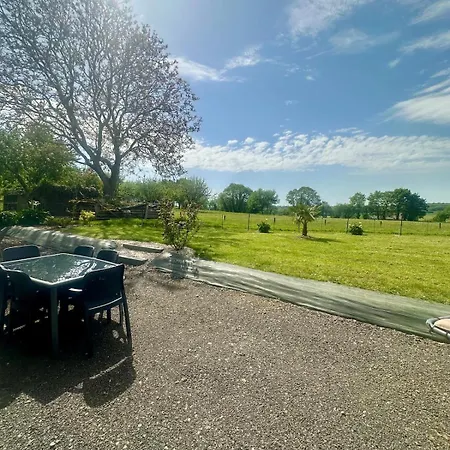 Des Hirondelles 1s * Montjoie-Saint-Martin