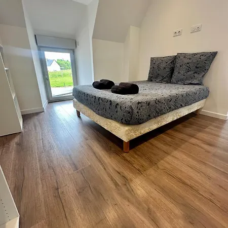 Des Hirondelles 1s Prázdninový dům