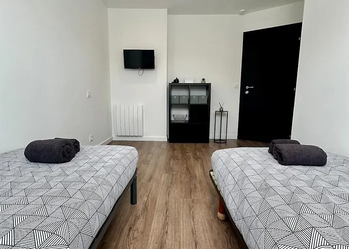 Des Hirondelles 1s Montjoie-Saint-Martin