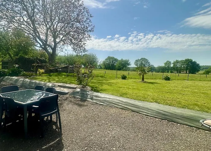 Des Hirondelles 1s * Montjoie-Saint-Martin