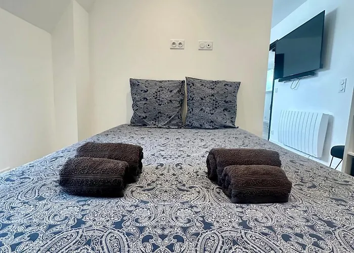 Des Hirondelles 1s *